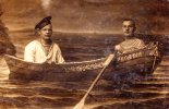 Степан Михайлович - матрос Гвардейского экипажа (слева)