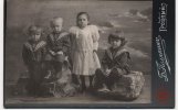 Иван, Василий, Елена и Николай Андерсы. Май 1910 г. Из семейного альбома Николая Андерса.